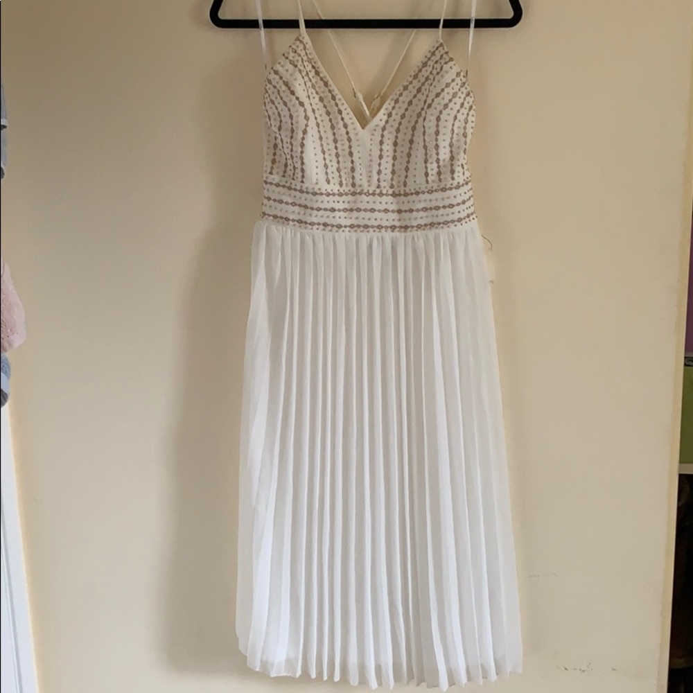 Lulus NWOT criss cross dress